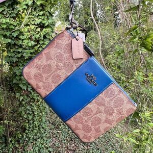 COACH Small Wristlet Tan/Dark Denim Signature Canvas Gunmetal Hardware 32445 NWT